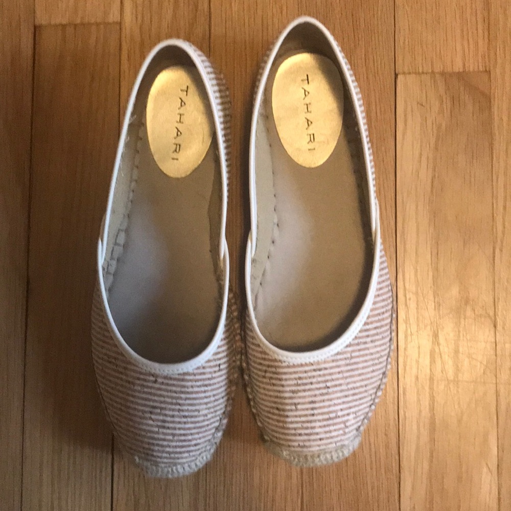 Tahari slip on espadrilles, never worn